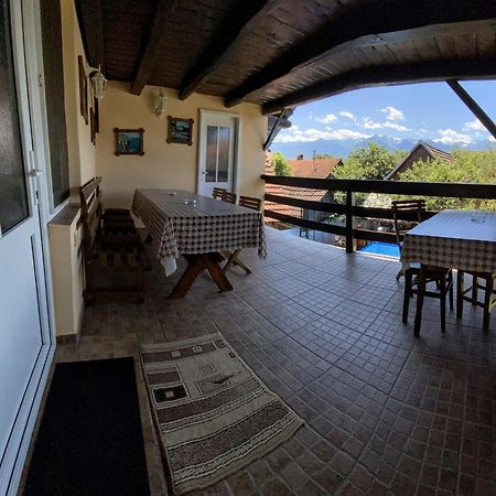 Casa Popa Hotell Cîrţişoara Exteriör bild